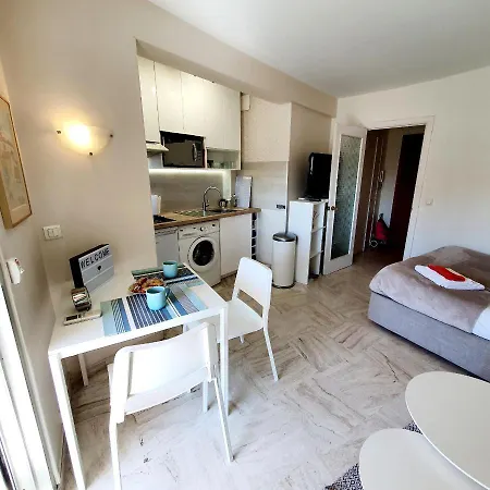 Appartamento 500m Palais 2 Personnes *